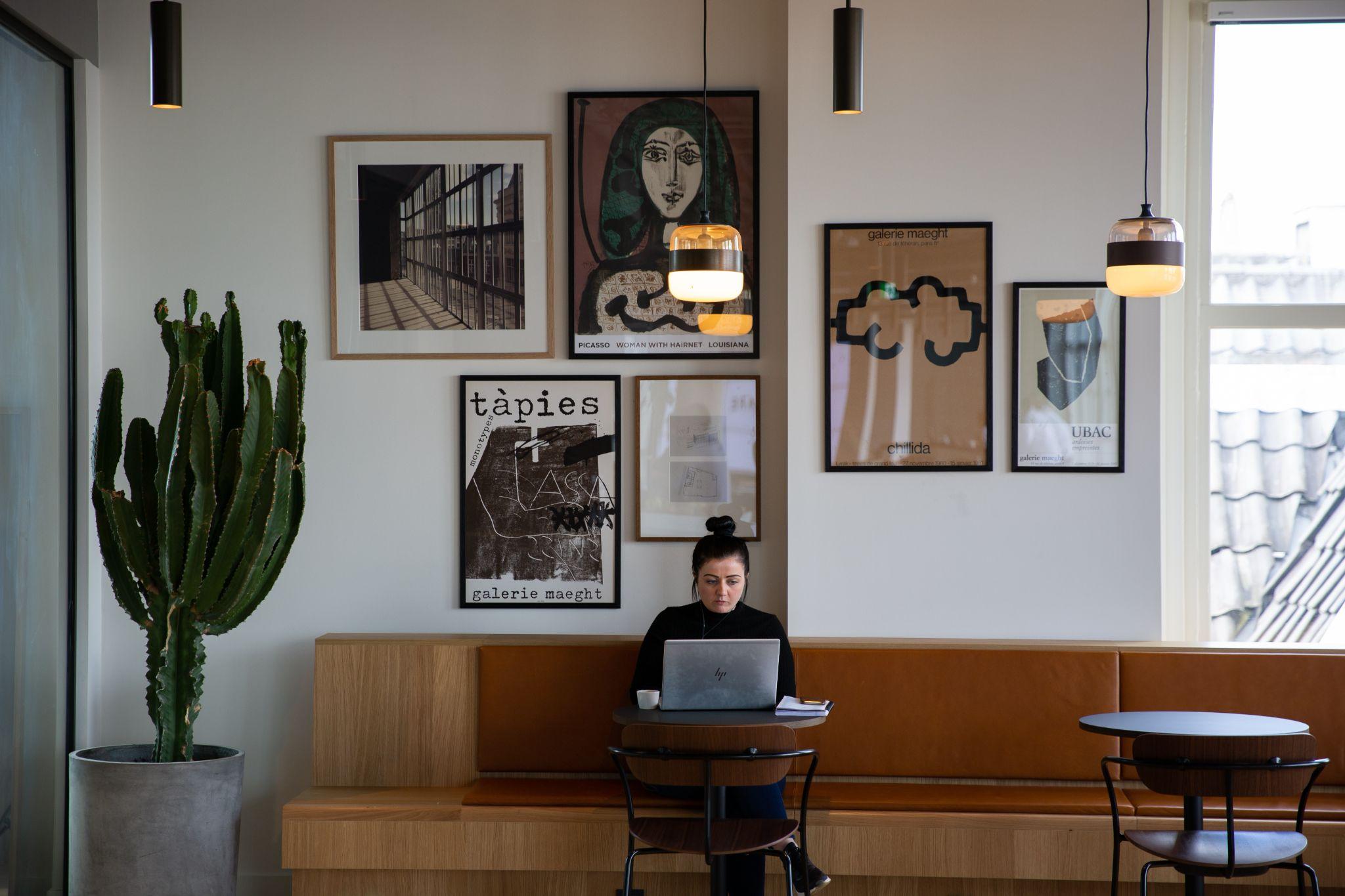 what freelancing can a student do while in school