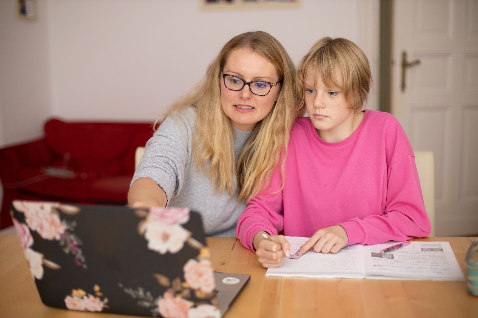 which companies are hiring for virtual tutoring jobs