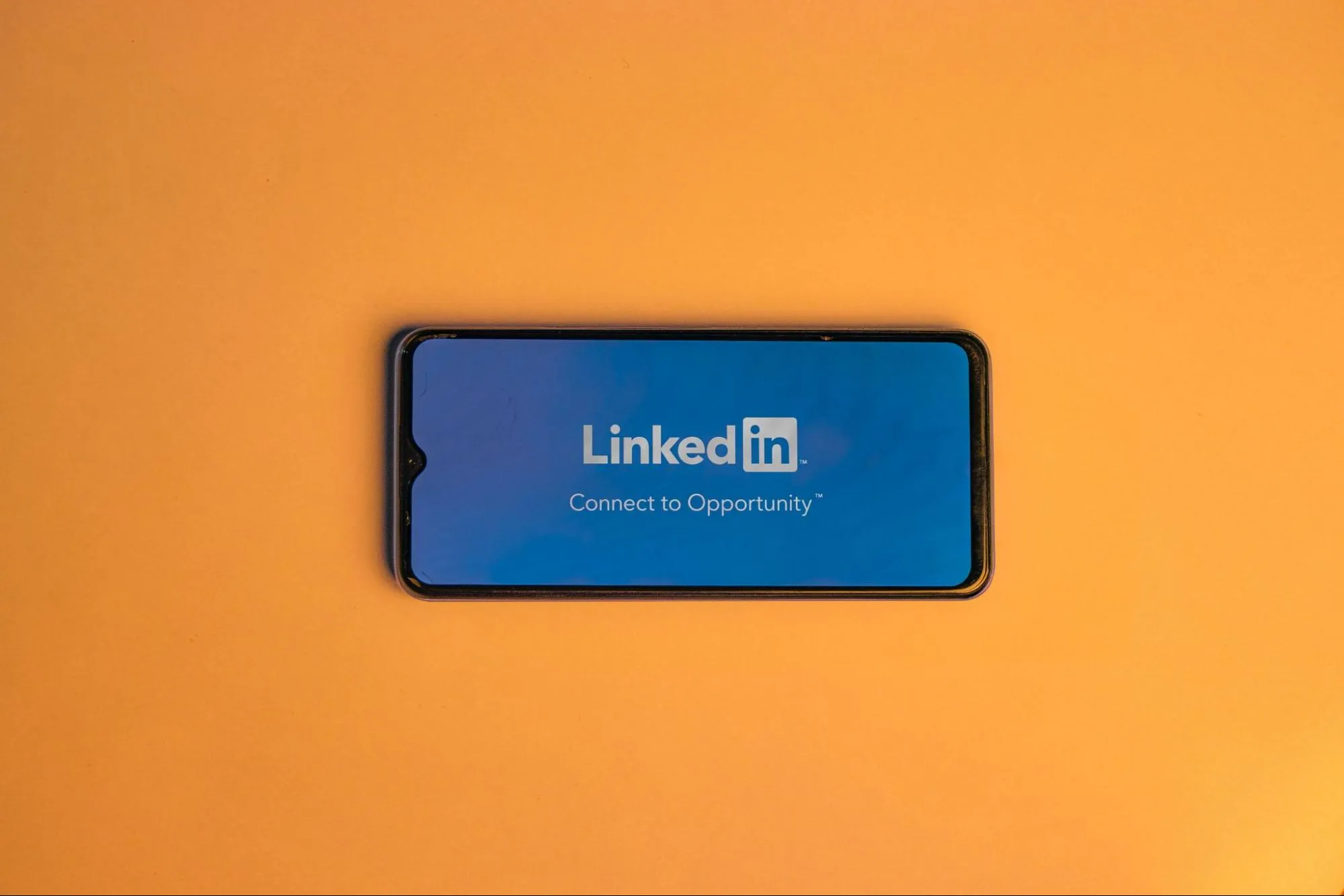 10 Tips for Building a Strong LinkedIn Company Page